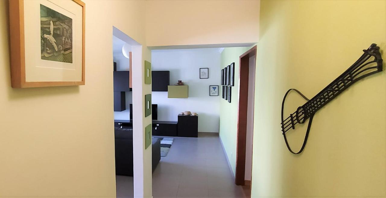 Large Apartment Near The Beach And Lisbon Costa da Caparica Exterior foto